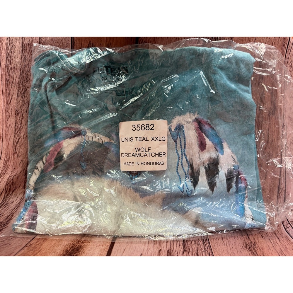 The Mountain‎ Tee Shirt Wolf Dreamcatcher Graphic T Shirt Southwestern 2XL NWT